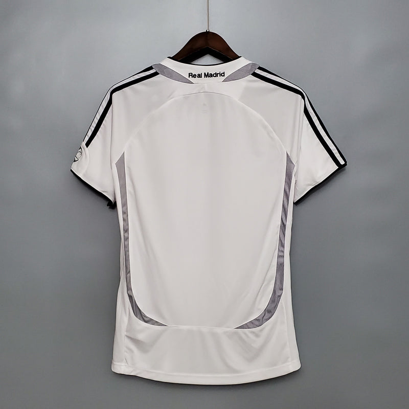 CAMISOLA REAL MADRID I 06/07 homem (RETRO)