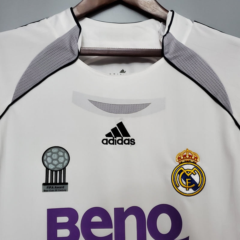 CAMISOLA REAL MADRID I 06/07 homem (RETRO)
