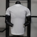 CAMISOLA NEWCASTLE l 25/26 homem (VERSÃO JOGADOR)