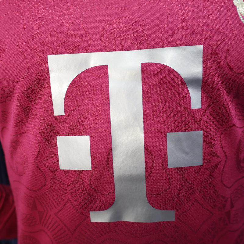 CAMISOLA BAYERN DE MUNICH EDIÇÃO 125 ANOS 25/26 MANGA LONGA homem (VERSÃO JOGADOR)