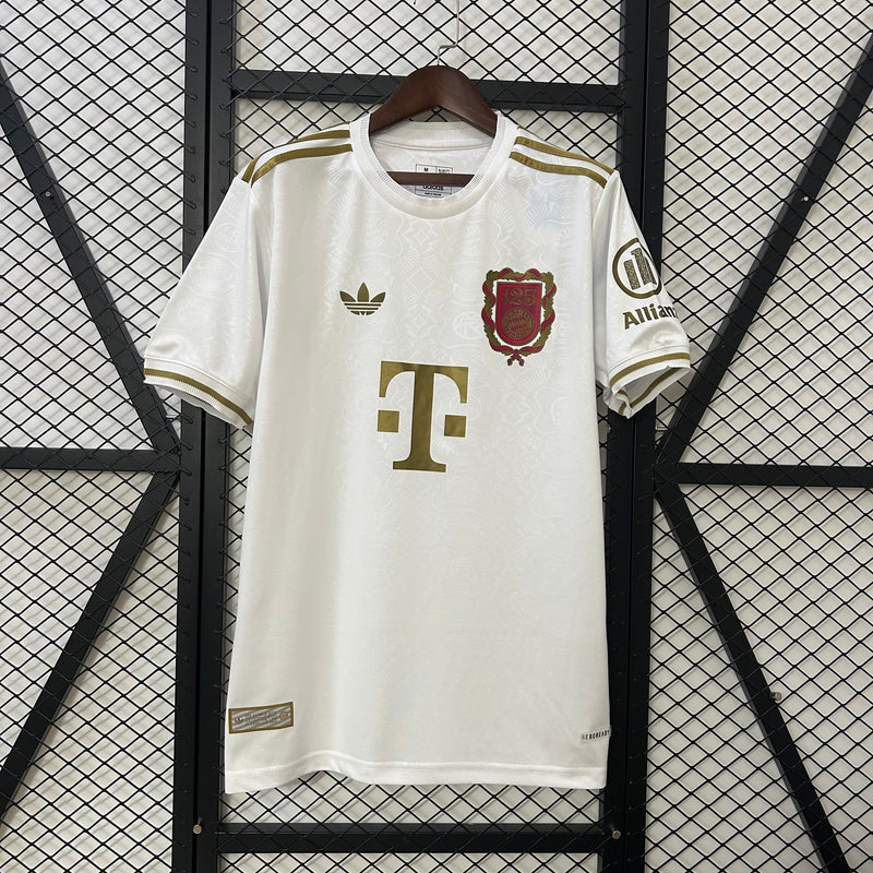 CAMISOLA BAYERN MUNICH EDIÇÃO 125 ANOS III 25/26 homem