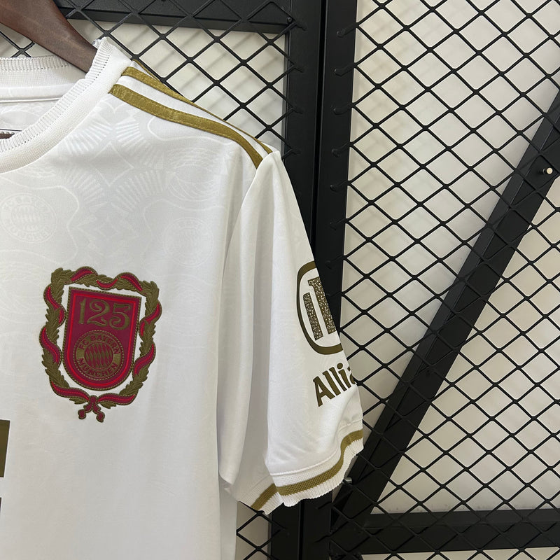 CAMISOLA BAYERN MUNICH EDIÇÃO 125 ANOS III 25/26 homem