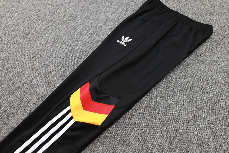 SPORTING TRACKSUIT CR7 23/24 - UNISEX/UNISEX