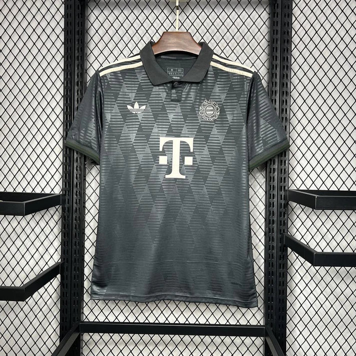 BAYERN DE MUNICH EDIÇÃO ESPECIAL OKTOBERFEST 24/25 homem