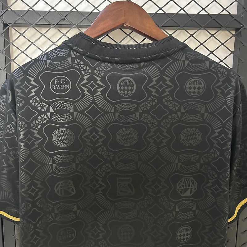CAMISOLA BAYERN MUNICH EDIÇÃO 125 ANOS II 25/26 homem