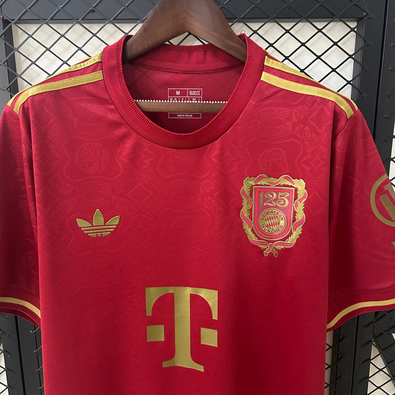 CAMISOLA BAYERN MUNICH EDIÇÃO 125 ANOS I 25/26 homem