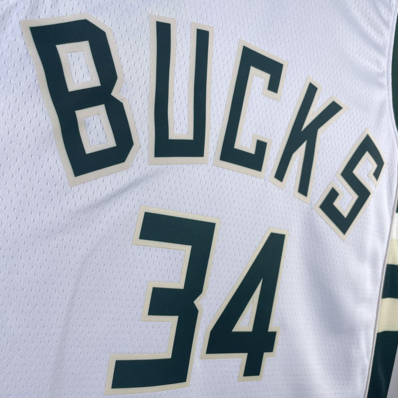 MILWAUKEE BUCKS III NBA SWEATSHIRT