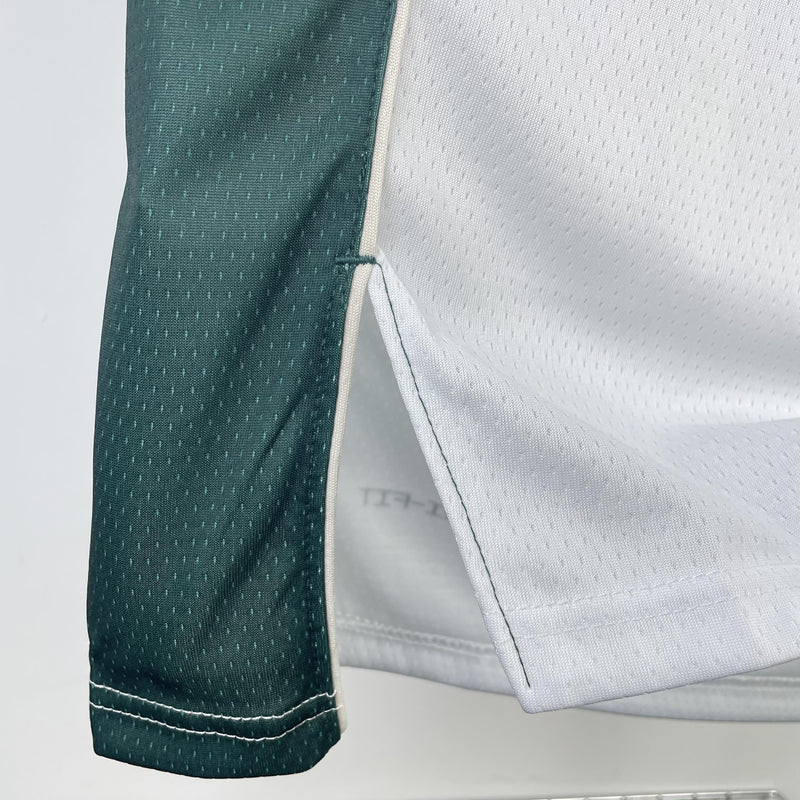 MILWAUKEE BUCKS III NBA SWEATSHIRT