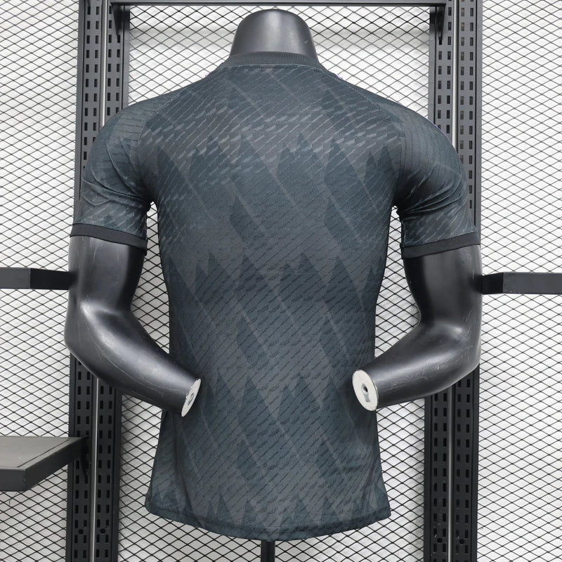 REAL MADRID SPECIAL LIMITED EDITION BLACK 24/25 men's jersey (PLAYER VERSION)