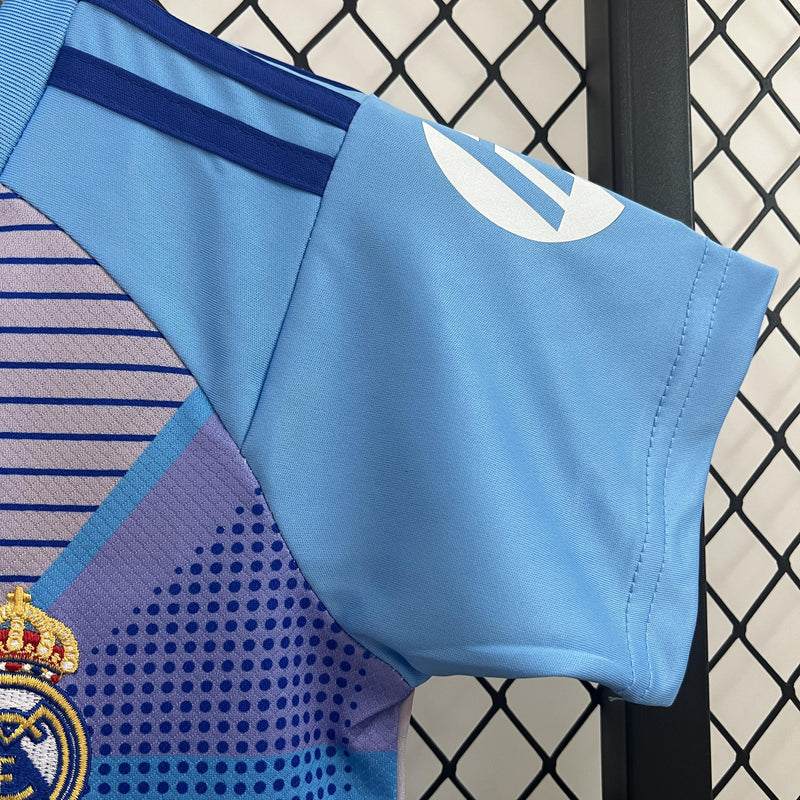 REAL MADRID PORTERO/GOAL GUARD I 24/25 KIDS SET
