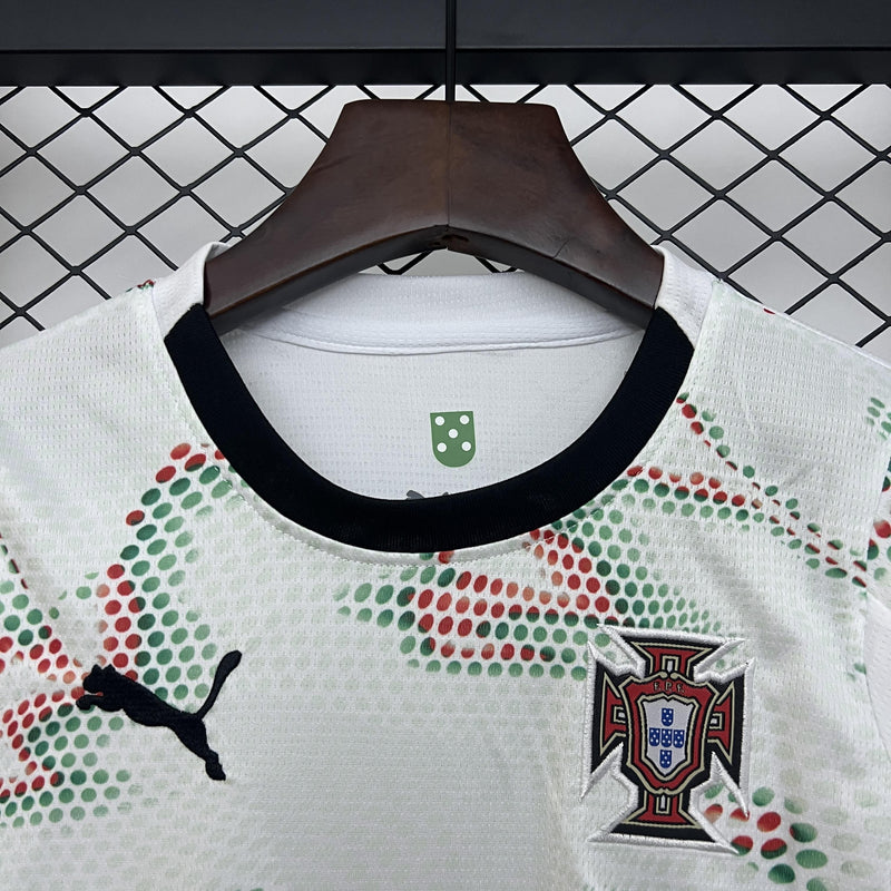 PORTUGAL PUMA II 2025 CONJUNTO INFANTIL (MANGA LONGA)