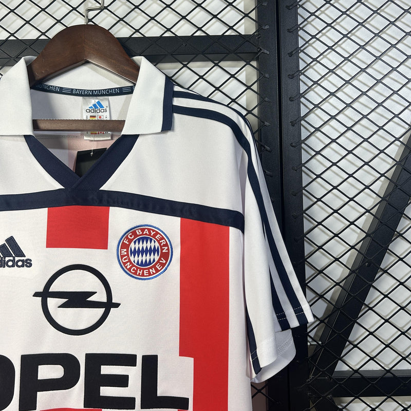 BAYERN DE MUNICH II 00/02 homem (RETRO)