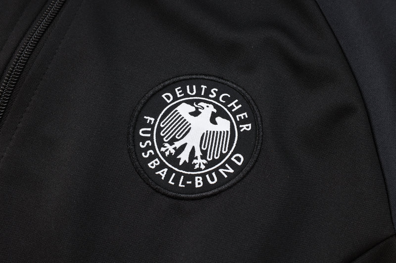 SPORTING TRACKSUIT CR7 23/24 - UNISEX/UNISEX