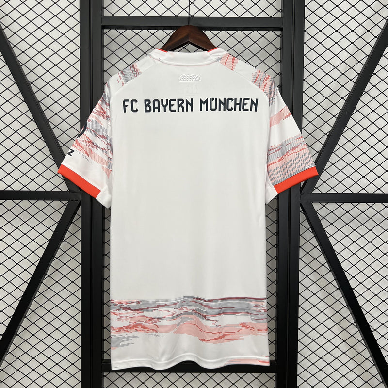 CAMISOLA BAYERN MUNICH III 25/26 homem